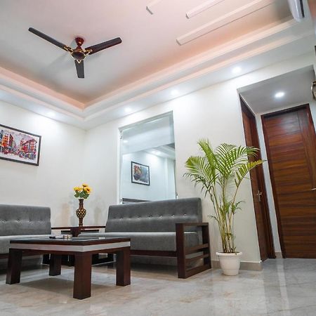 The Lodgers 1 Bhk Serviced Apartment Golf Course Road Gurgaon Esterno foto